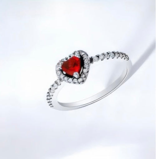 Anillo Corazón de Cristal