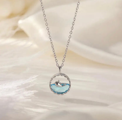 Collar Ballenita 🐳 | Baño en Oro 🥇 + Caja Premium Gratis 🎁